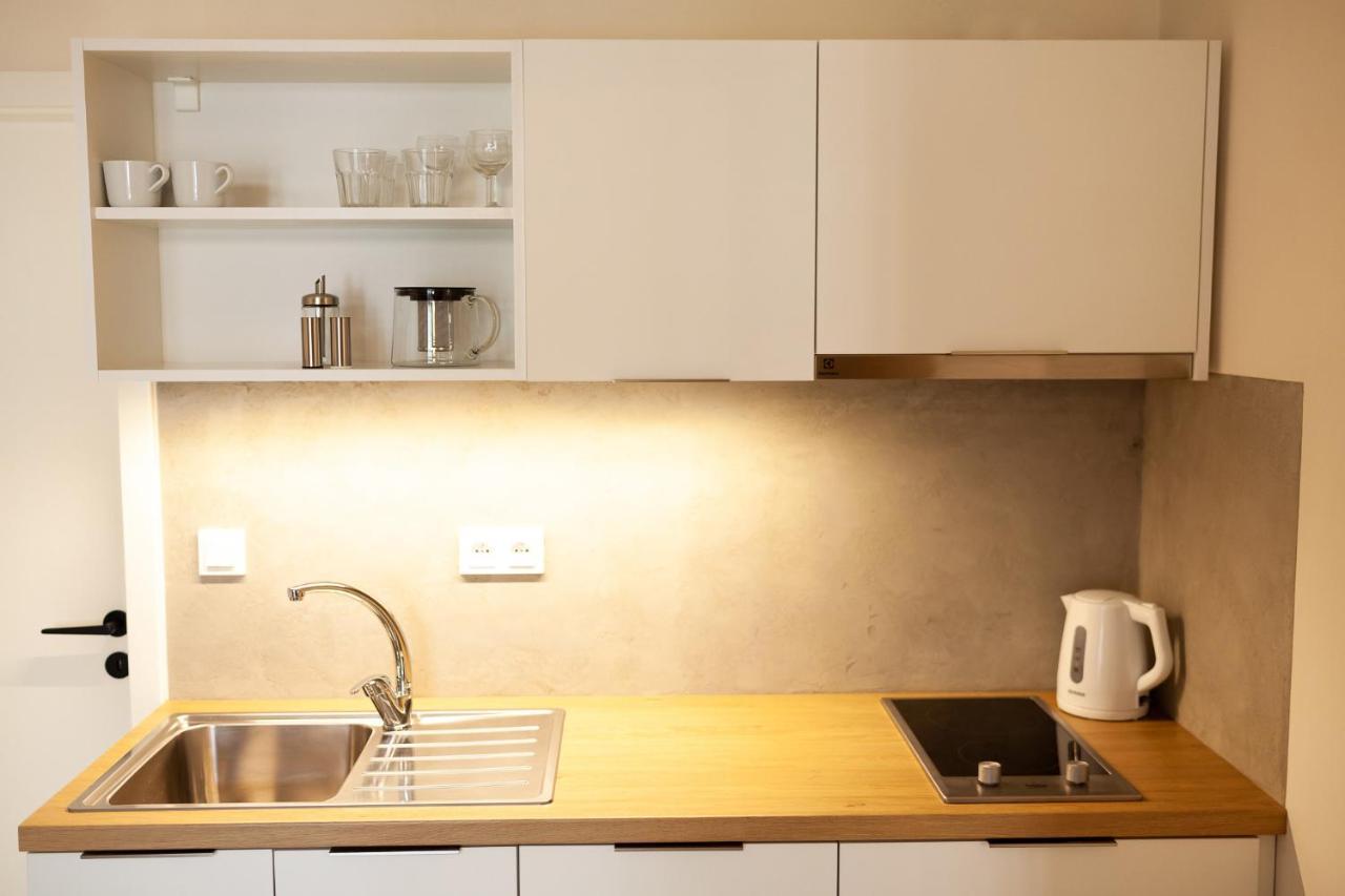 Apartmany Dacicky 1 กุตนาฮอรา ภายนอก รูปภาพ